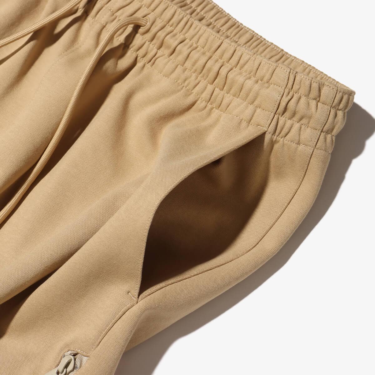 atmos Cardboard Knit Pants BEIGEの画像