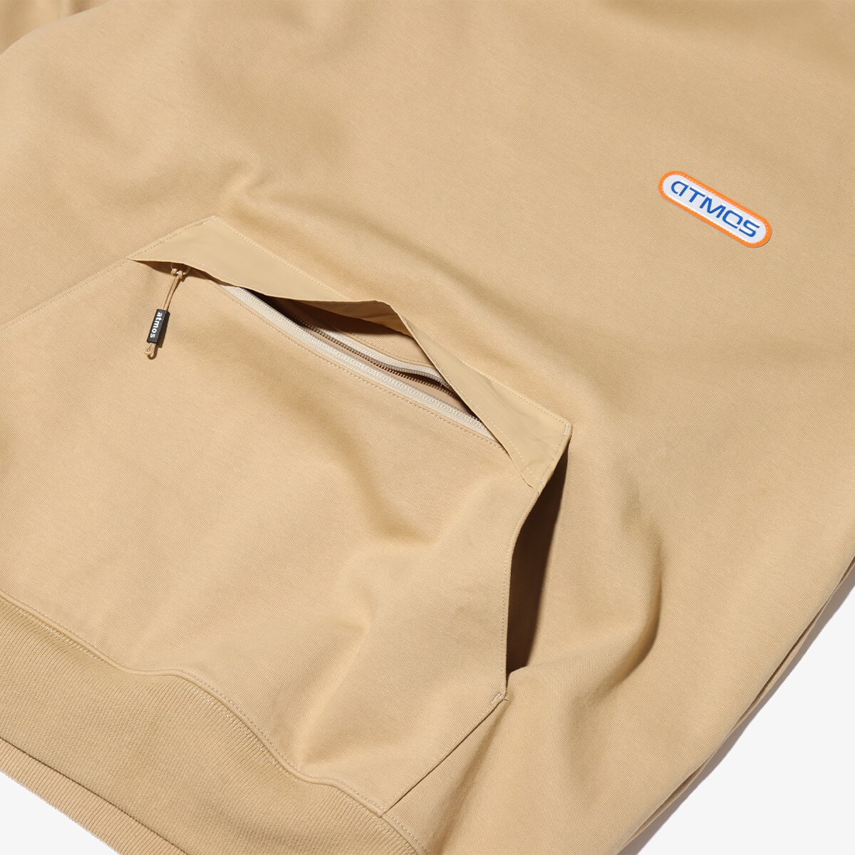atmos Cardboard Knit Parka BEIGEの画像