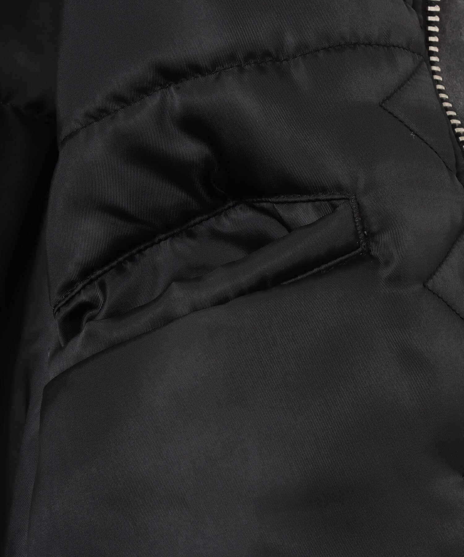 atmos CWU-45P Flight Jacket BLACKの画像