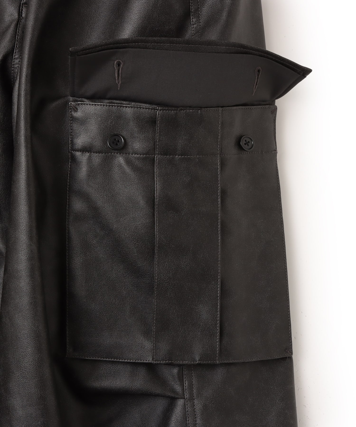 atmos Faux Leather Cargo Pants BLACKの画像