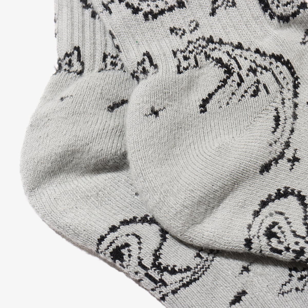 atmos PAISLEY SOCKS GRAYの画像