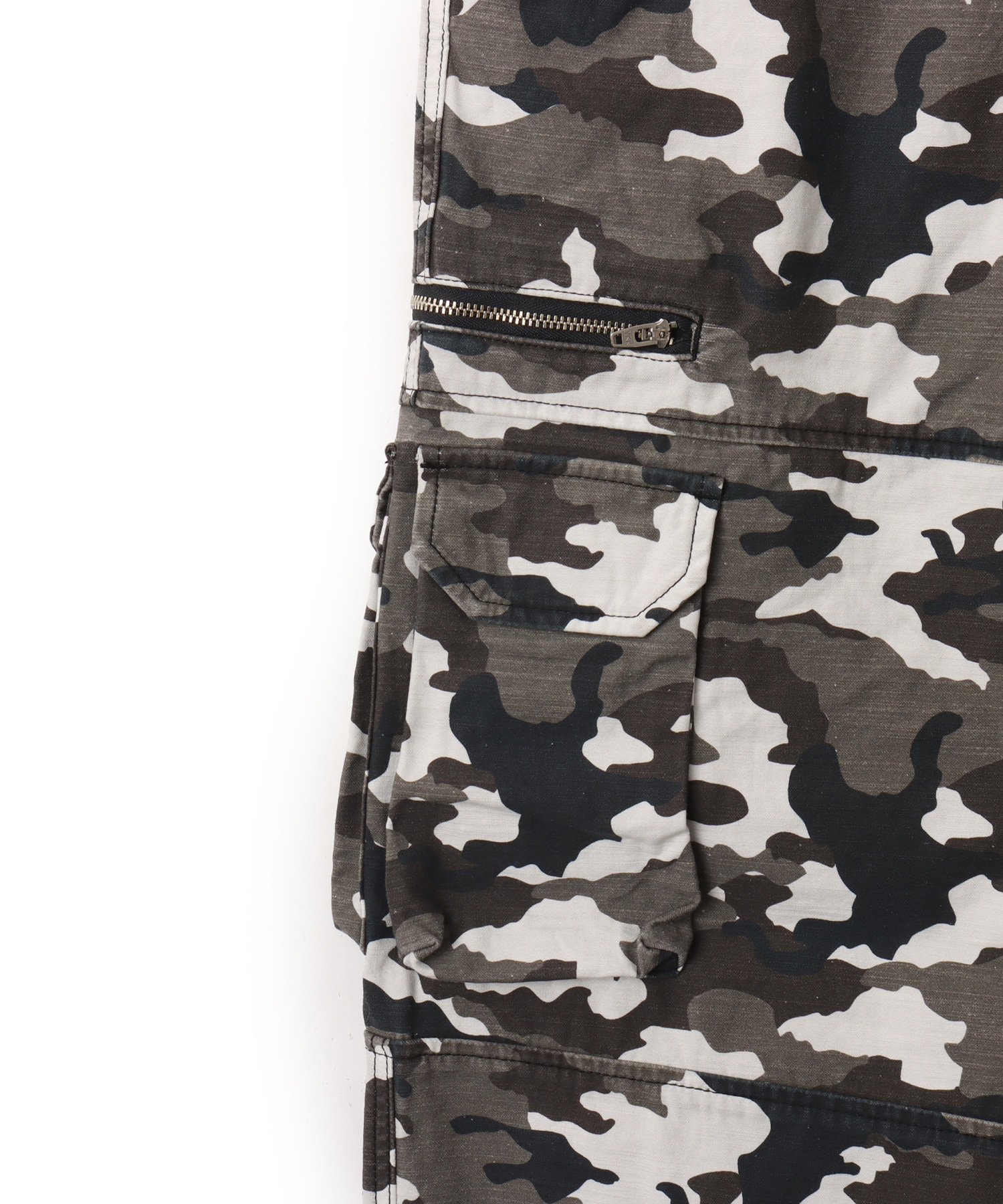 atmos Back Satin Cargo Pants BLACK CAMOUFLAGEの画像