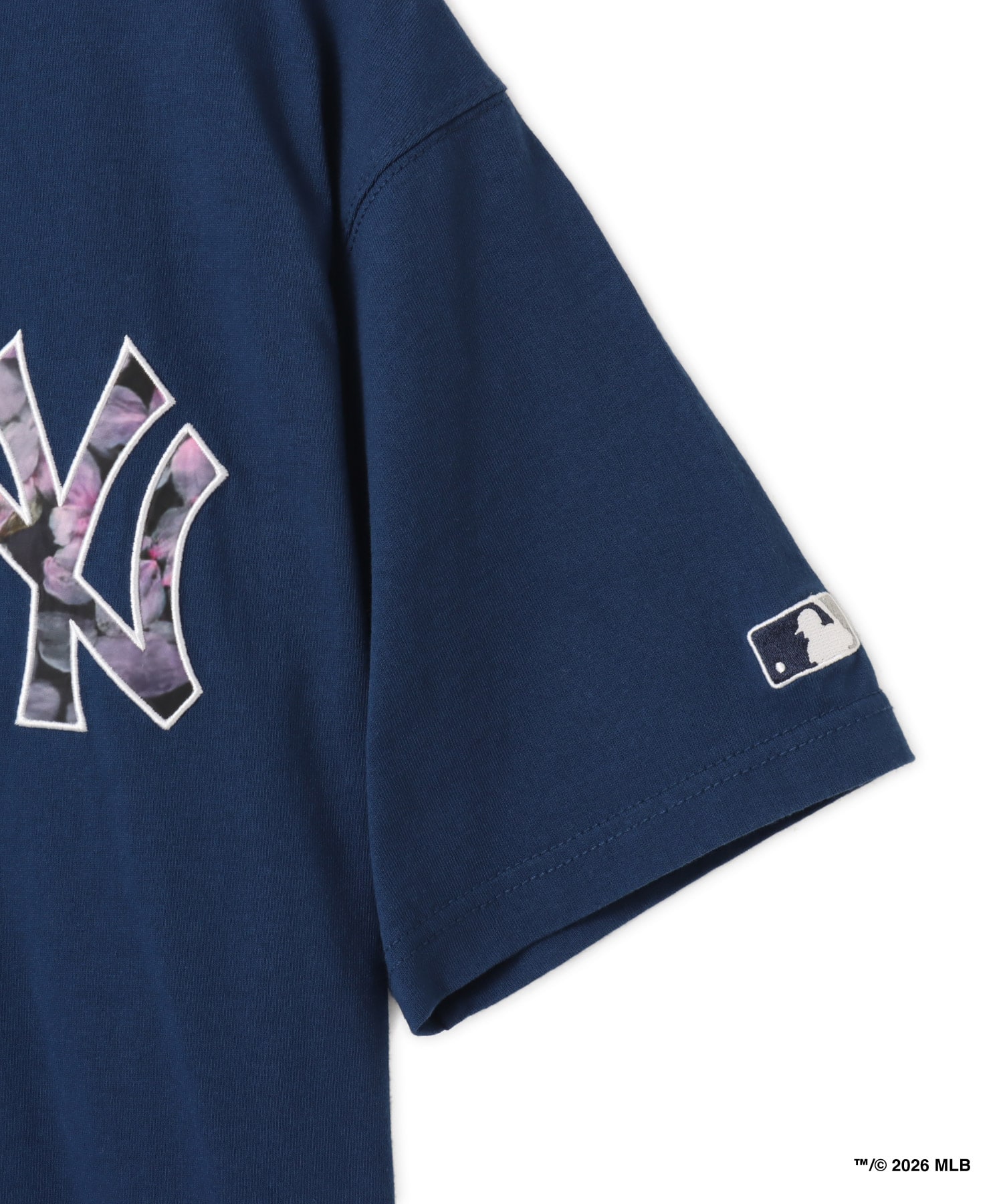 atmos x MLB Patch Logo T-shirt 【SAKURA】 NAVYの画像
