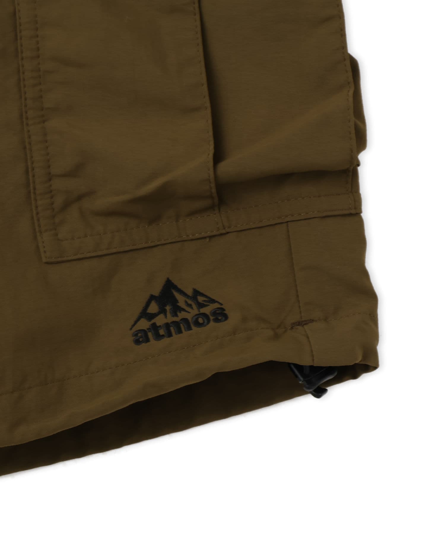 Columbia x atmos Baggy Cargo Shorts KHAKIの画像