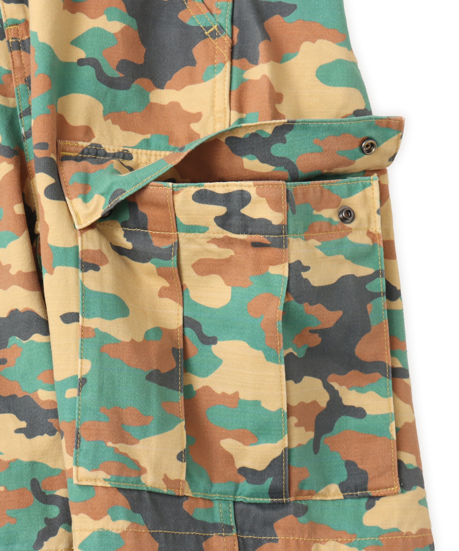 atmos Baggy Cargo Shorts CAMOUFLAGEの画像