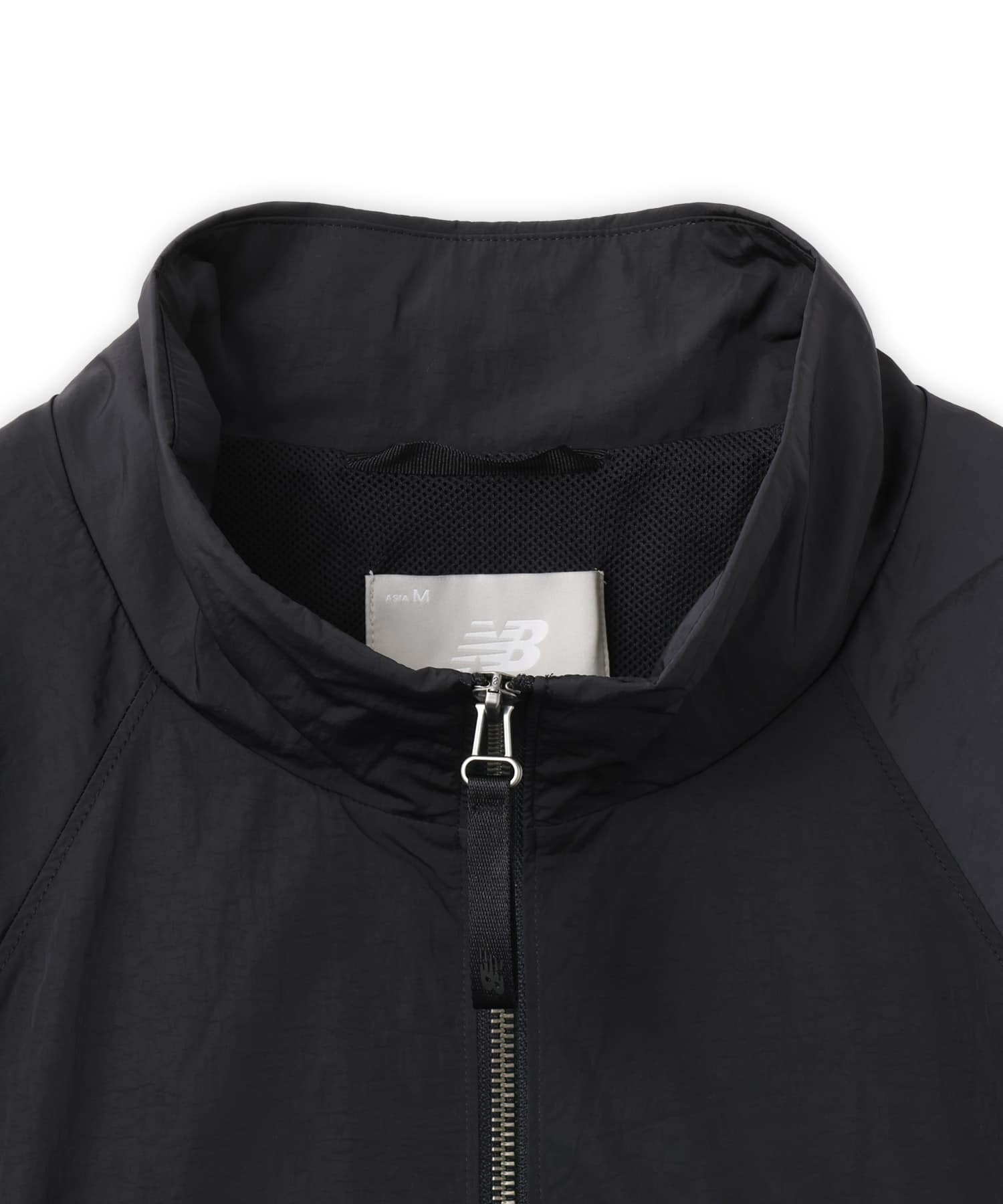New Balance NB GREY NYLON JACKET ブラックの画像
