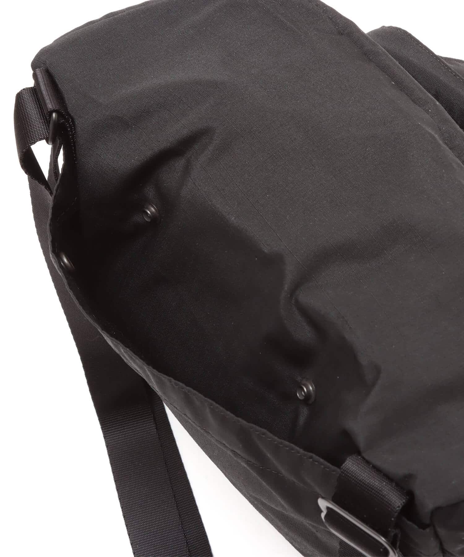THE NORTH FACE PURPLE LABEL Mountain Wind Shoulder Bag Black の画像