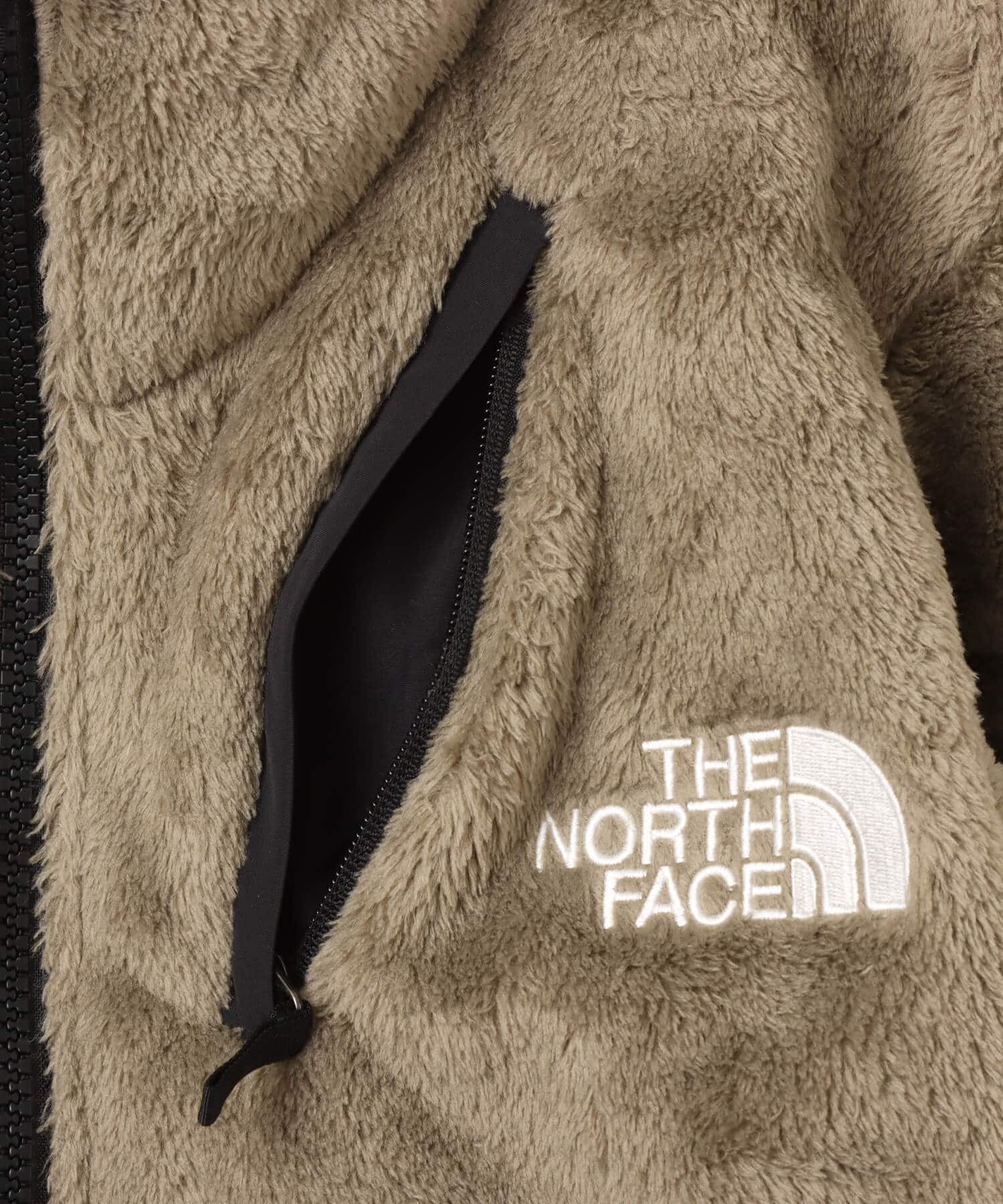 THE NORTH FACE Versa Loft Jacket マッシュルームの画像