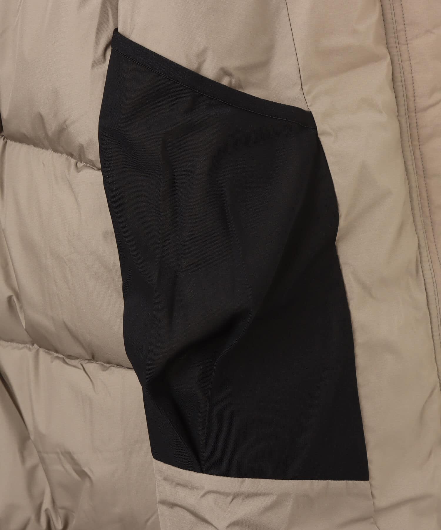 THE NORTH FACE Alteration Down Shell Parka マッシュルームの画像
