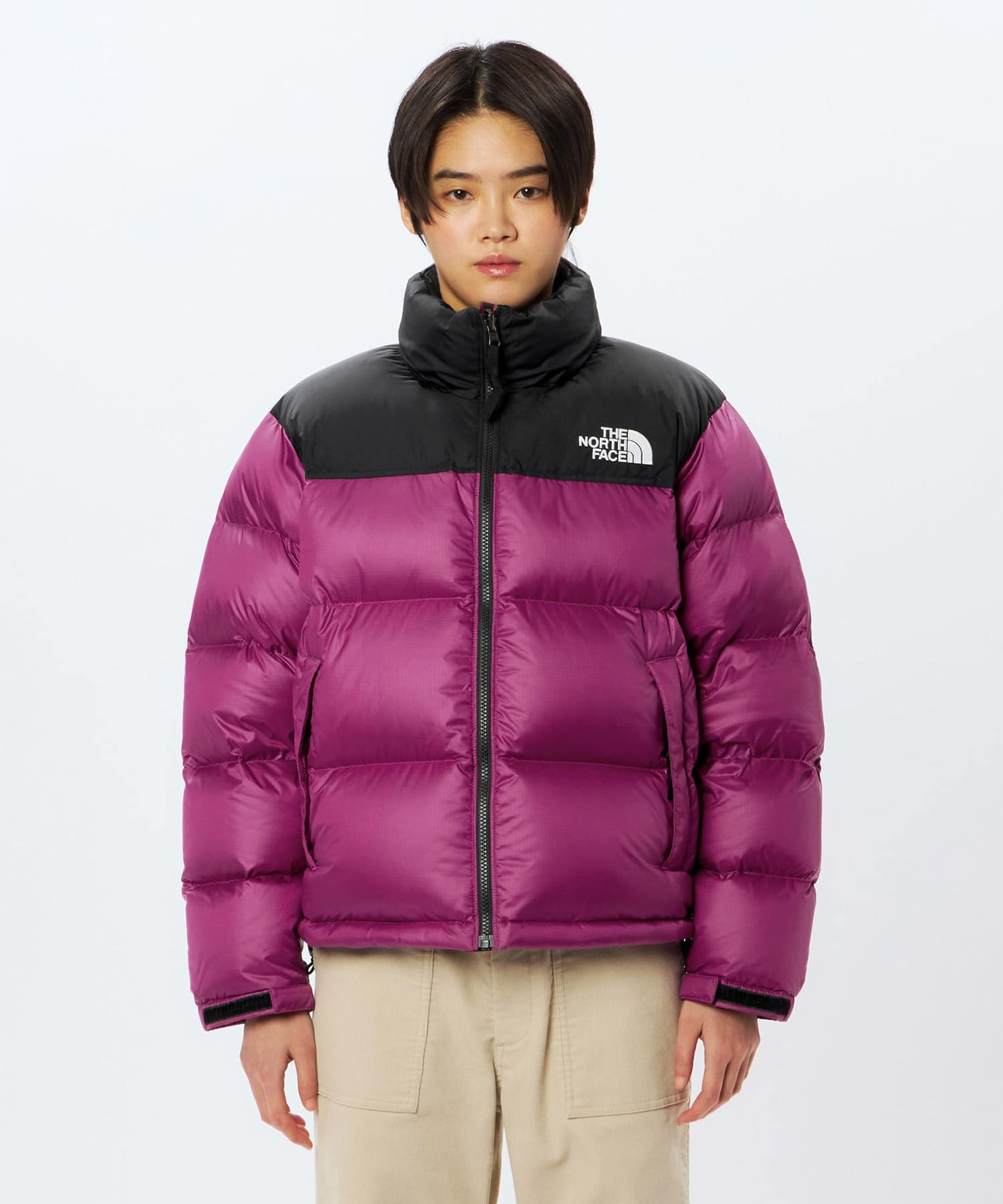 THE NORTH FACE Womens Short Nuptse Jacket ブラックxロックスバリーピンクの画像