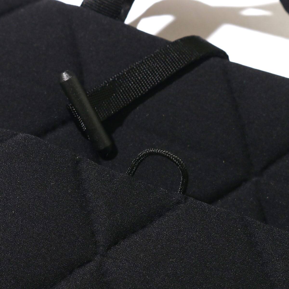 THE NORTH FACE GEOFACE PC SLEEVE 15" BLACK 22SS-Iの画像