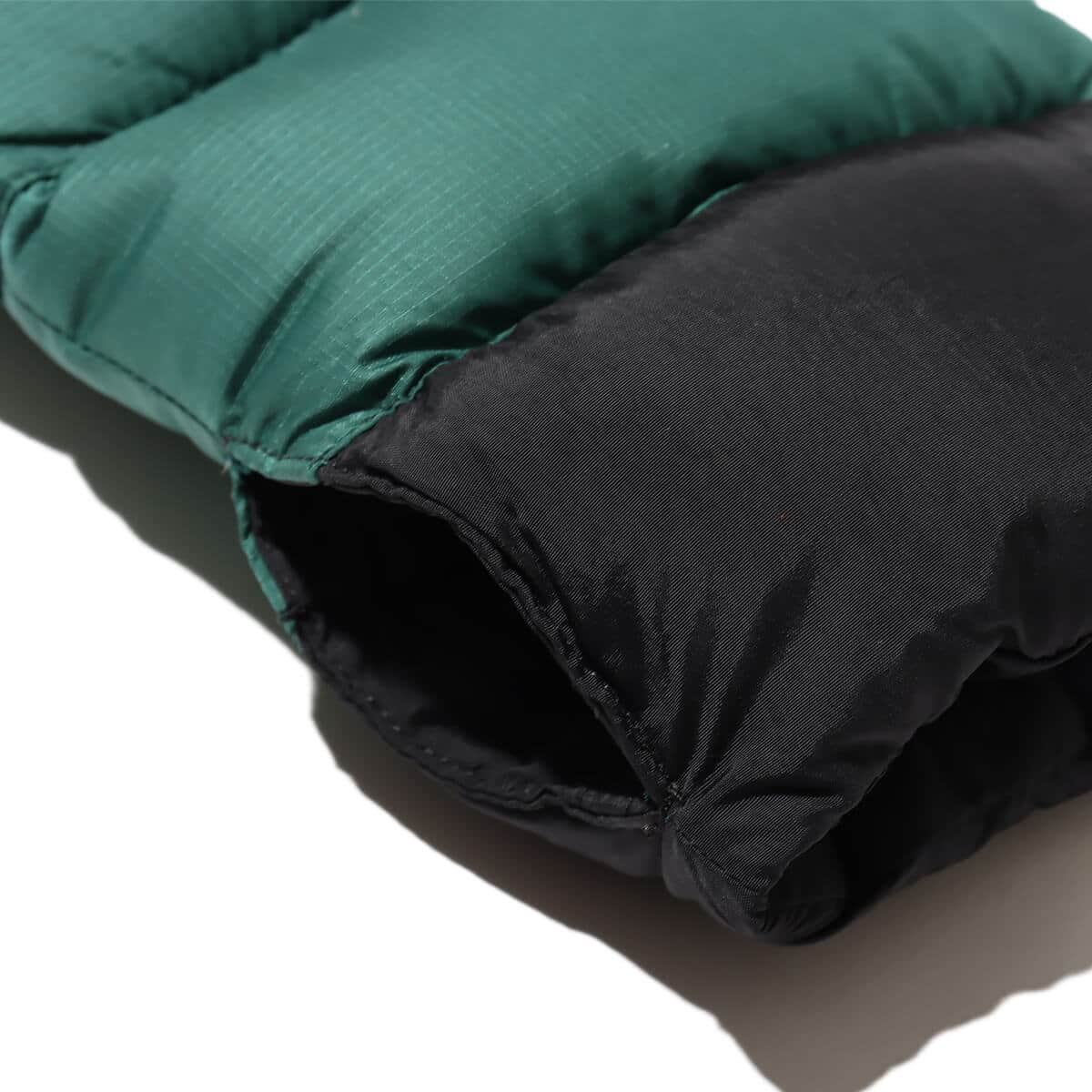 THE NORTH FACE Nuptse Hand Warmer TNFグリーン （ザ・ノース