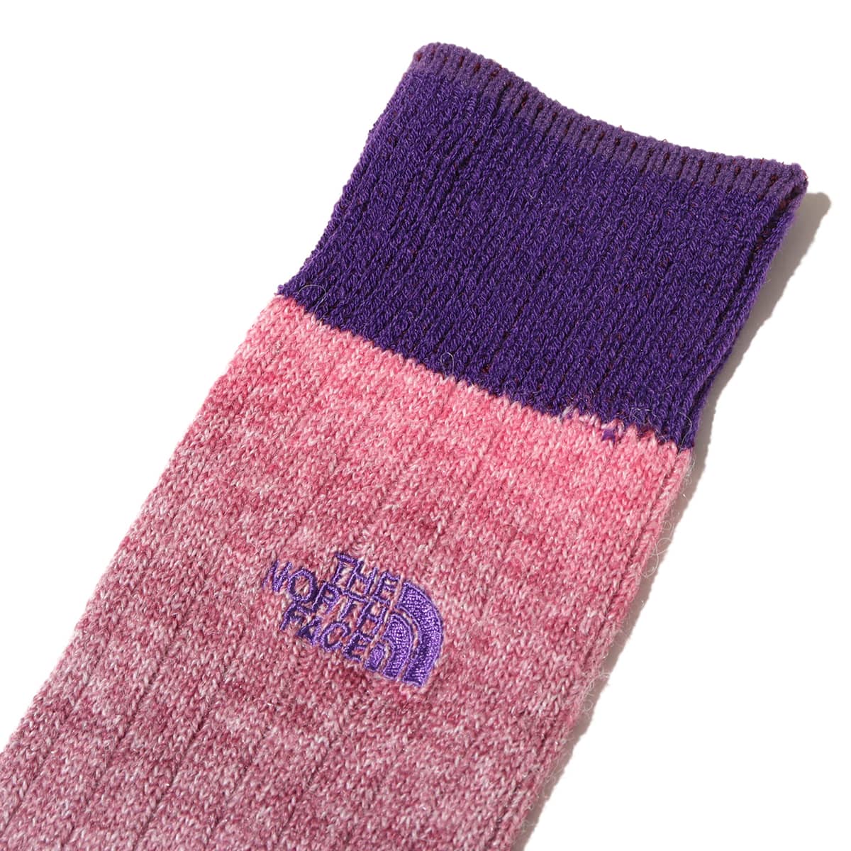 THE NORTH FACE Fade Wool Crew ビートルート×TNFパープル の画像
