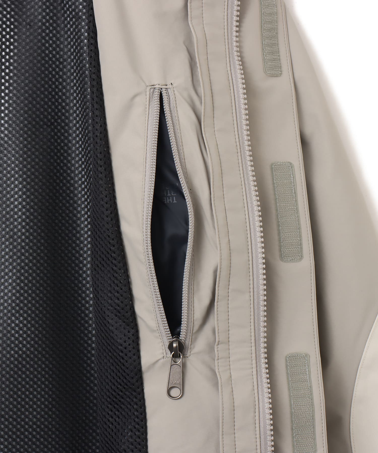 THE NORTH FACE 2000 Retro Mountain Light Jacket フォッシルアイボリーxストーンスラブの画像