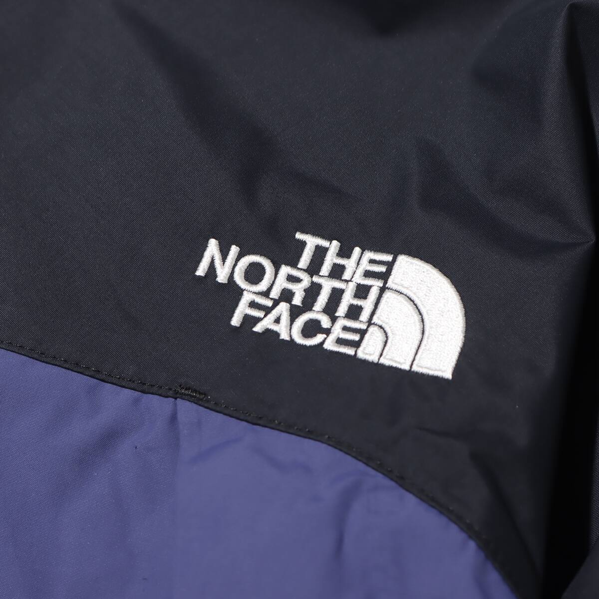 THE NORTH FACE DOT SHOT JACKET Cブルー 23FW-Iの画像