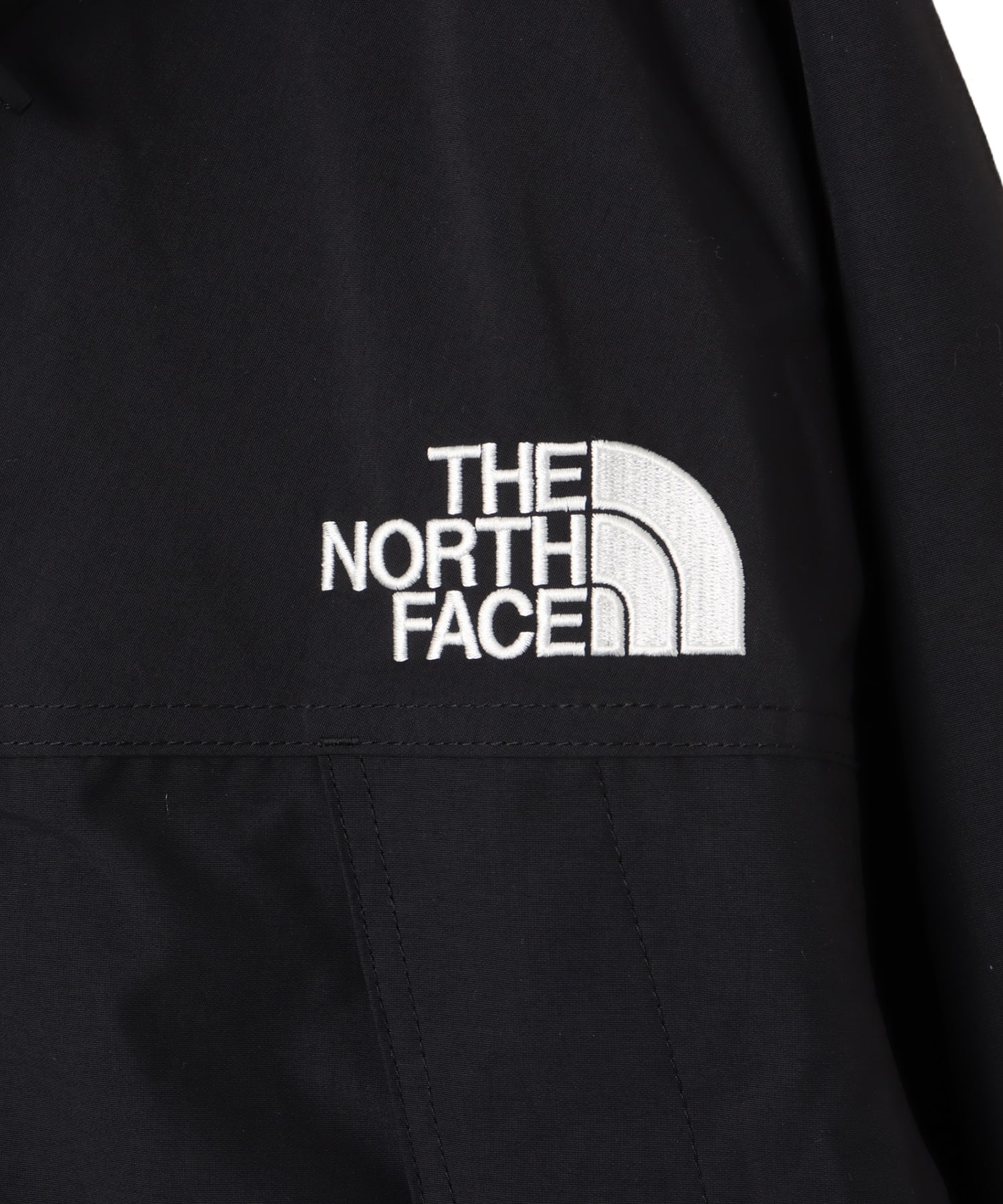 THE NORTH FACE Mountain Light Jacket ブラックの画像