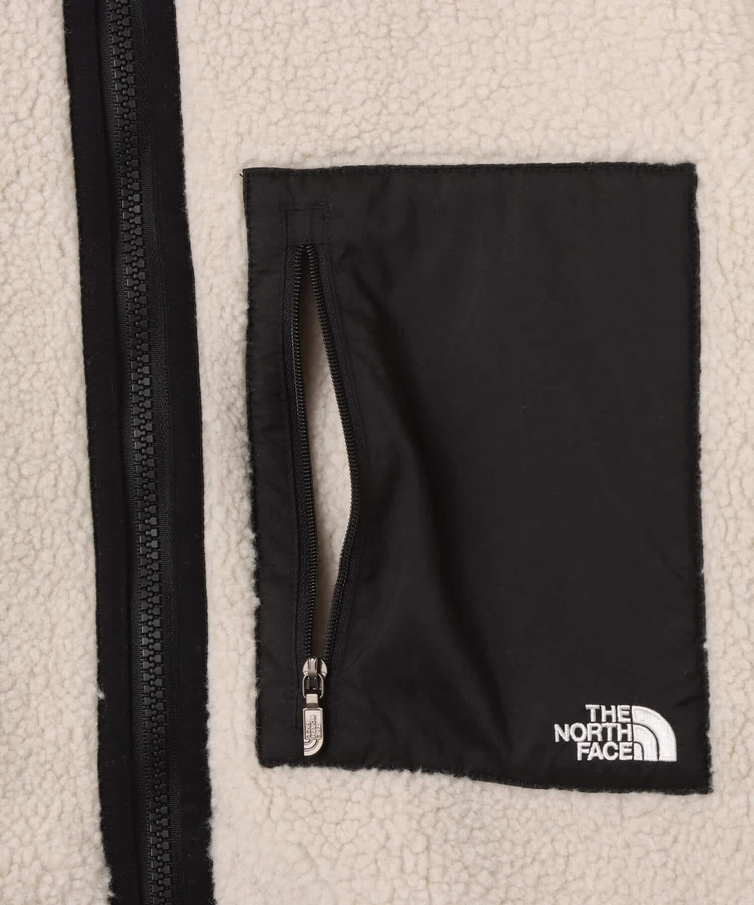 THE NORTH FACE Reversible Extreme Pile Fleece Jacket フォッシルアイボリーxブラックの画像