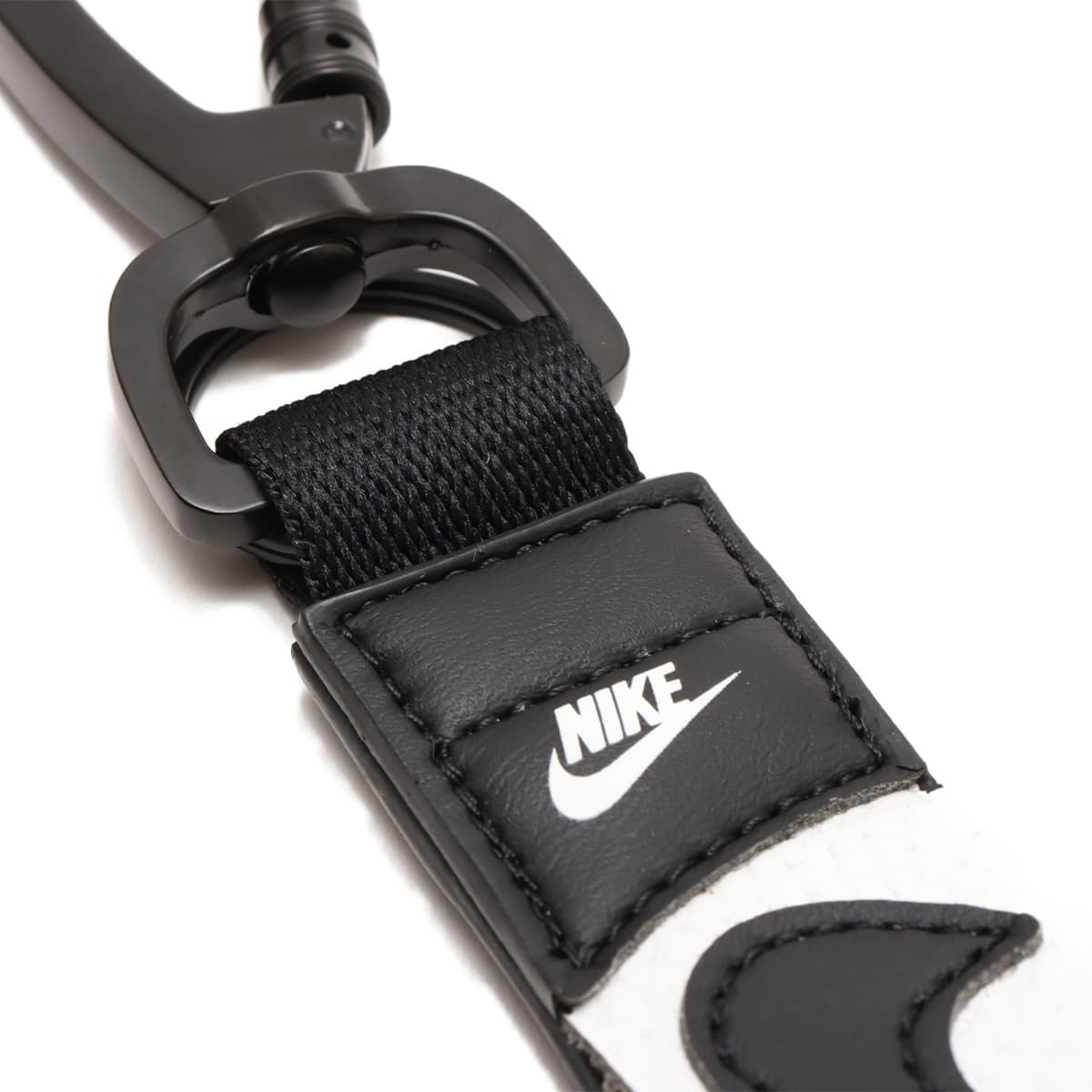 NIKE SWOOSH KEY HOLDER BLACK 24SP-I