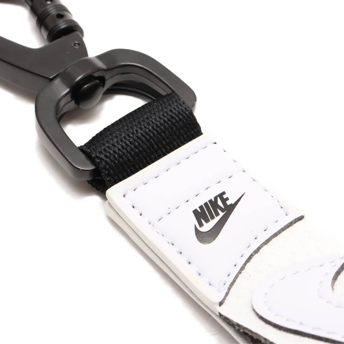 NIKE SWOOSH KEY HOLDER WHITE 24SP-Iの画像