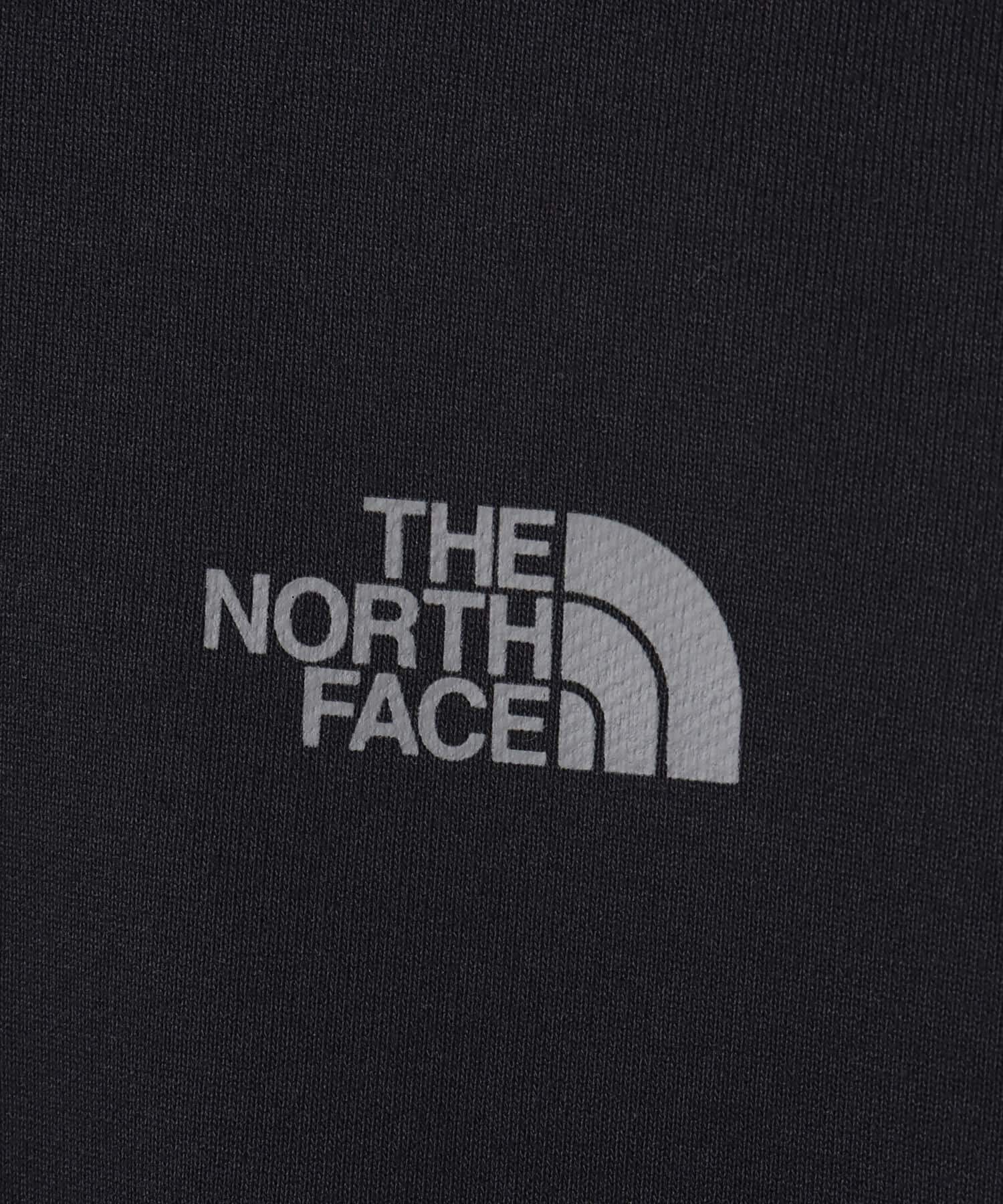 THE NORTH FACE Back Square Logo Hoodie ブラックの画像