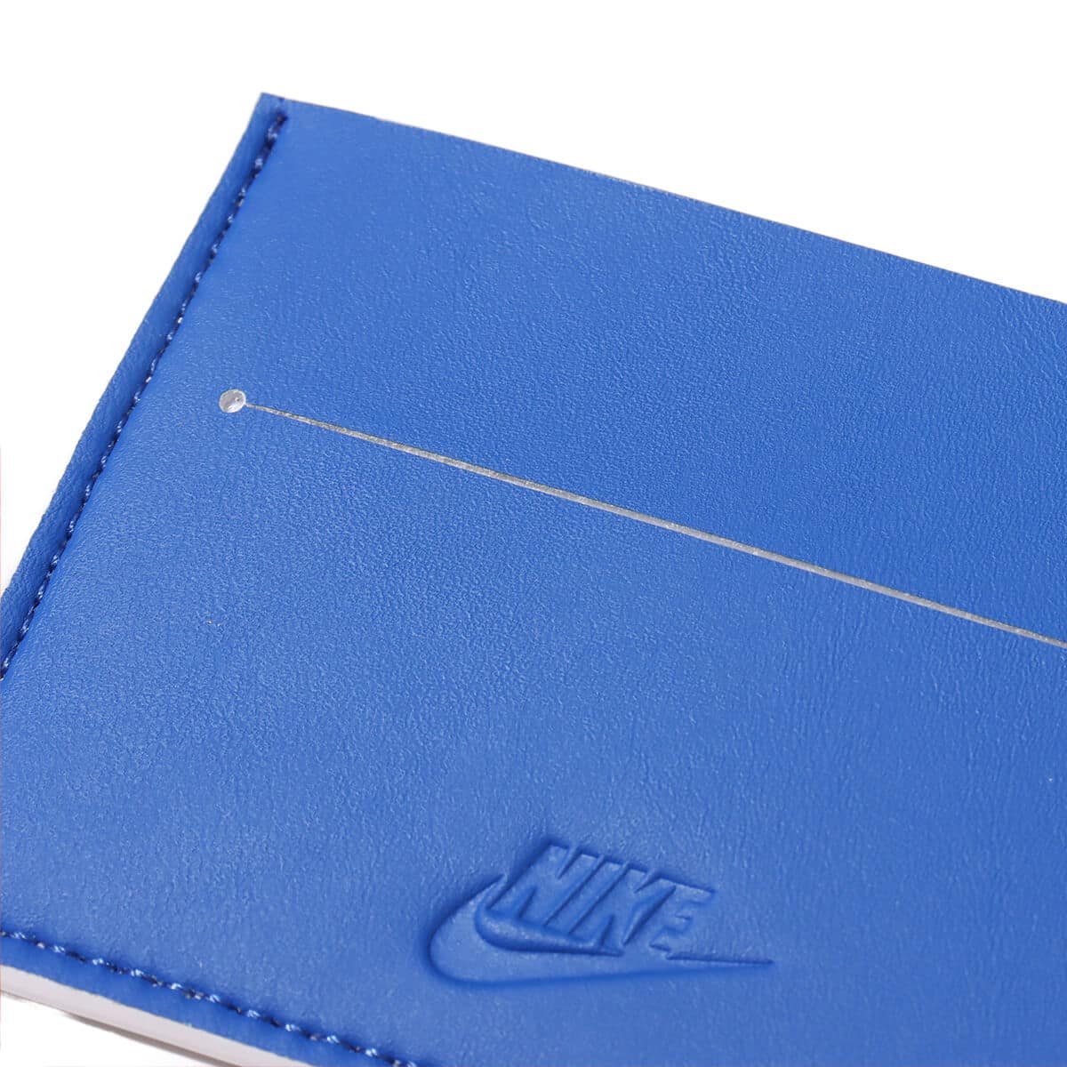 NIKE AIR FORCE 1 CARD WALLET ホワイト/ゲームロイヤル/ホワイトの画像