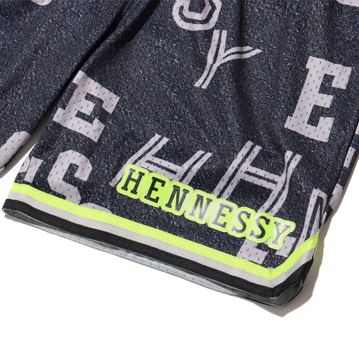 Mitchell & Ness NBA HENNESSY NEON CONCRETE GAME DAY SHORTS COLLAB BLACK の画像
