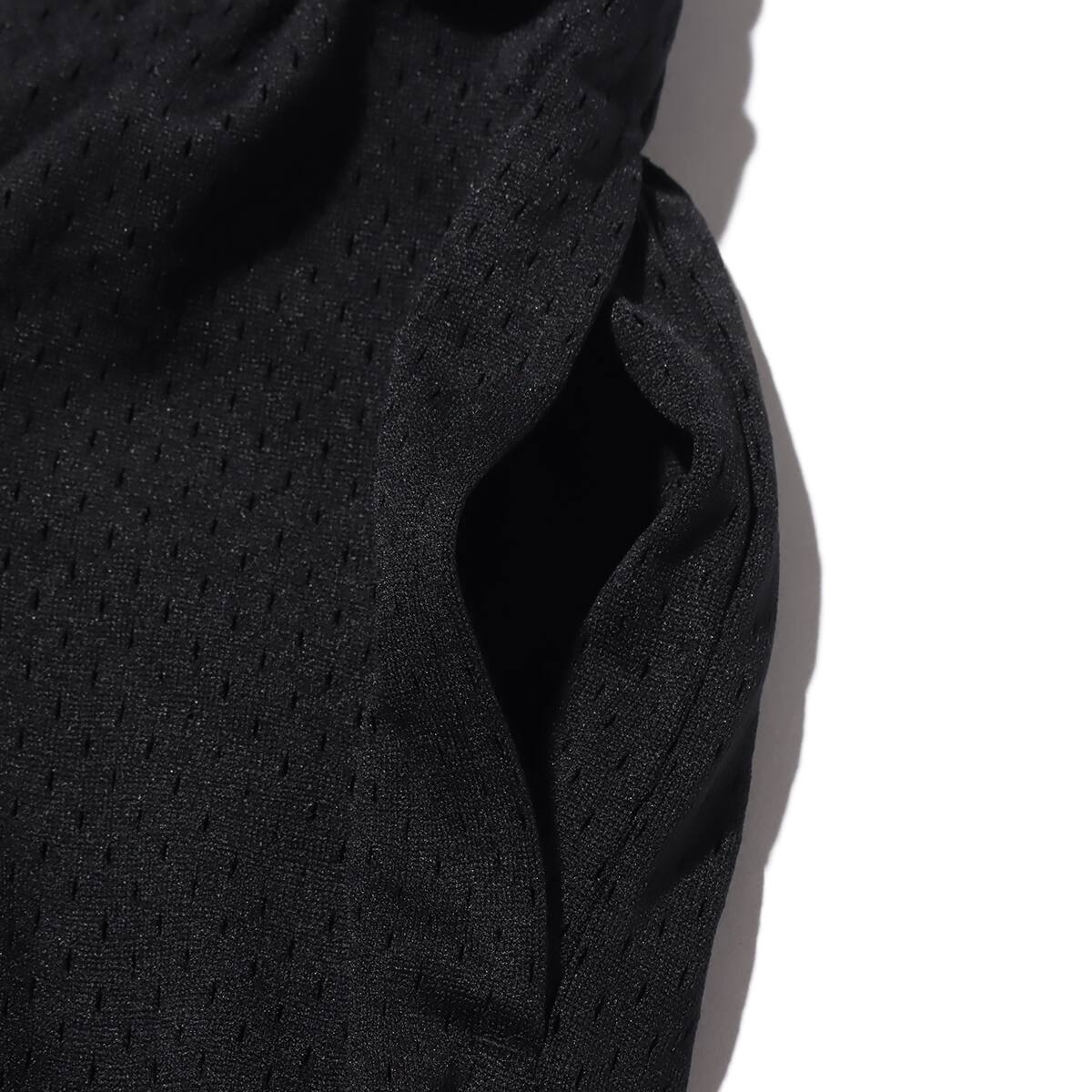 Mitchell & Ness NBA SWINGMAN ROAD SHORTS 76ERS 00-01 BLACK 20SU-Iの画像