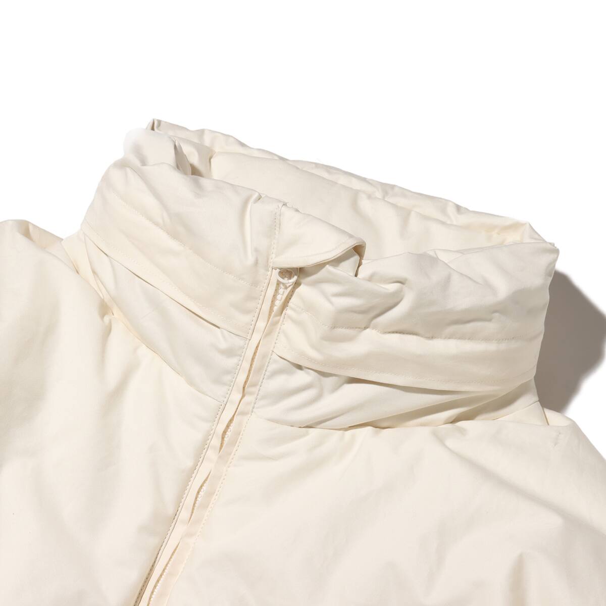 nanamica Insulation Jacket Natural 23FA-Iの画像
