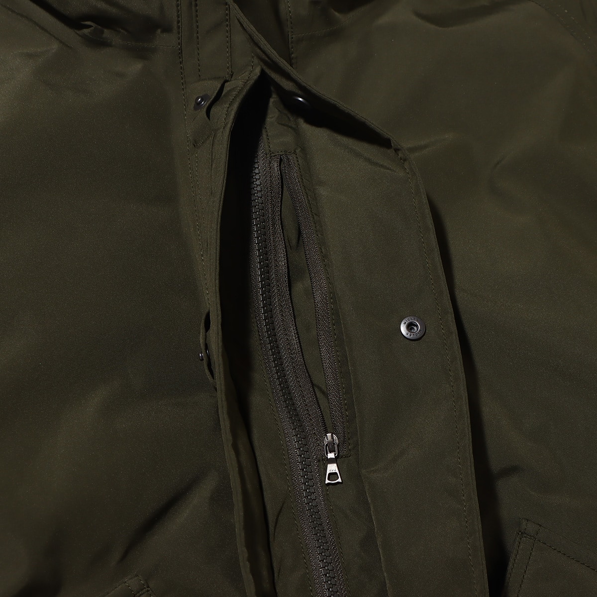nanamica GORE-TEX Down Coat Khaki Green 22FA-Iの画像