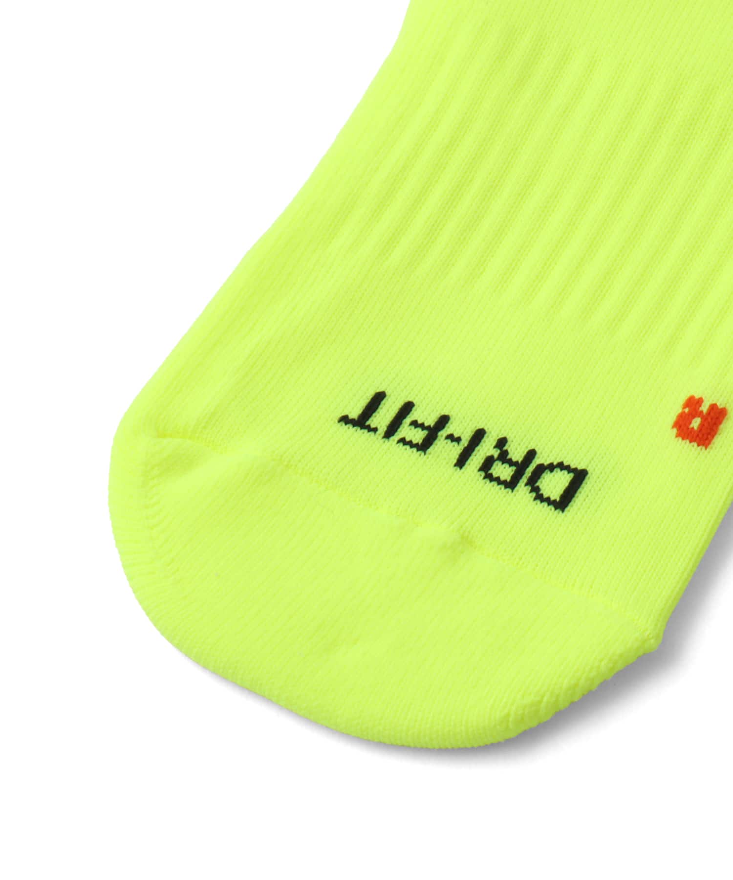 NIKE U NK CLASSIC II CSH OTC TM 132 YELLOWの画像