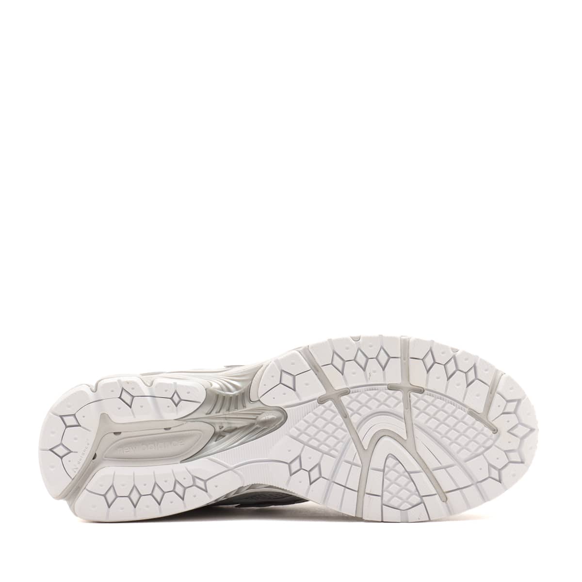 New Balance U1906WFE SILVER の画像