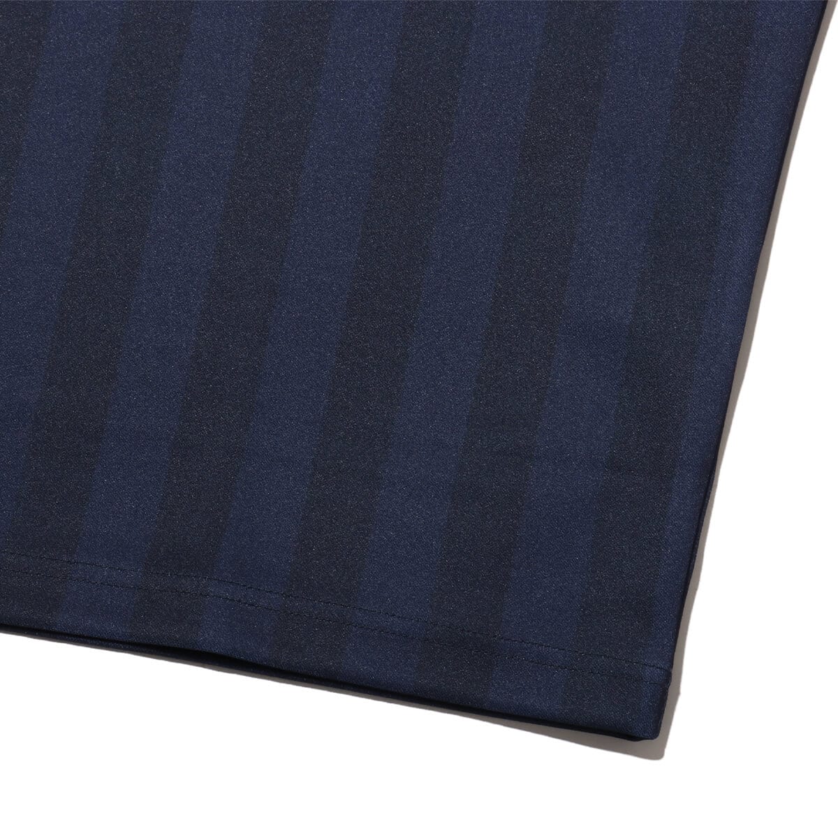 UMBRO SHORT SLEEVE SHIRT ネイビー の画像