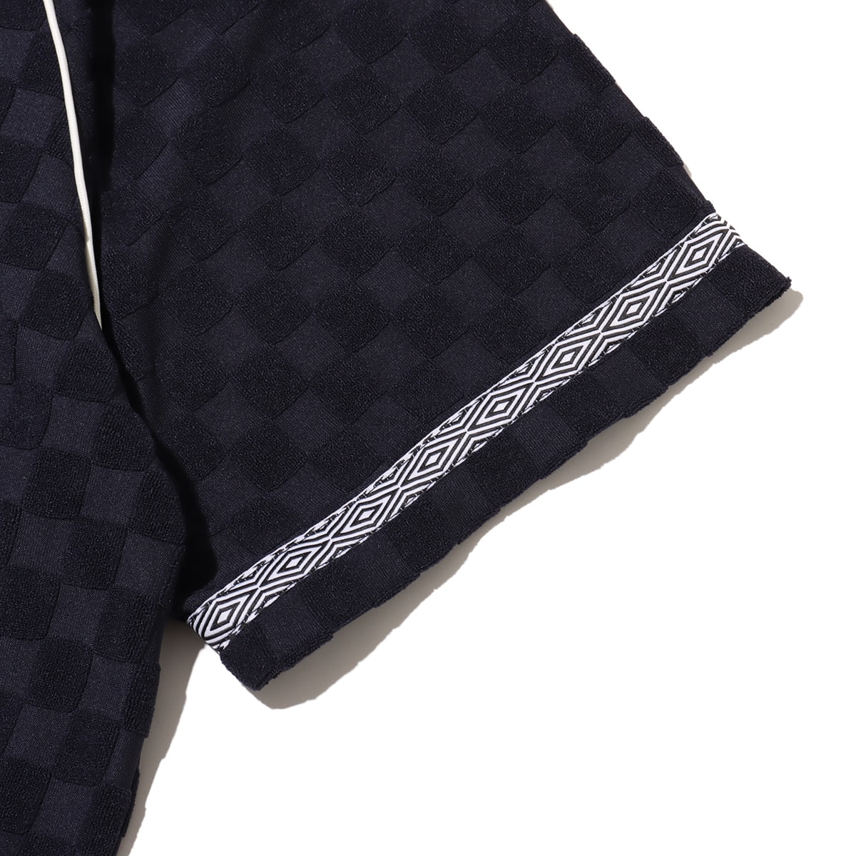 UMBRO CHECKERBOARD SHORT SLEEVE SHIRT NAVY の画像