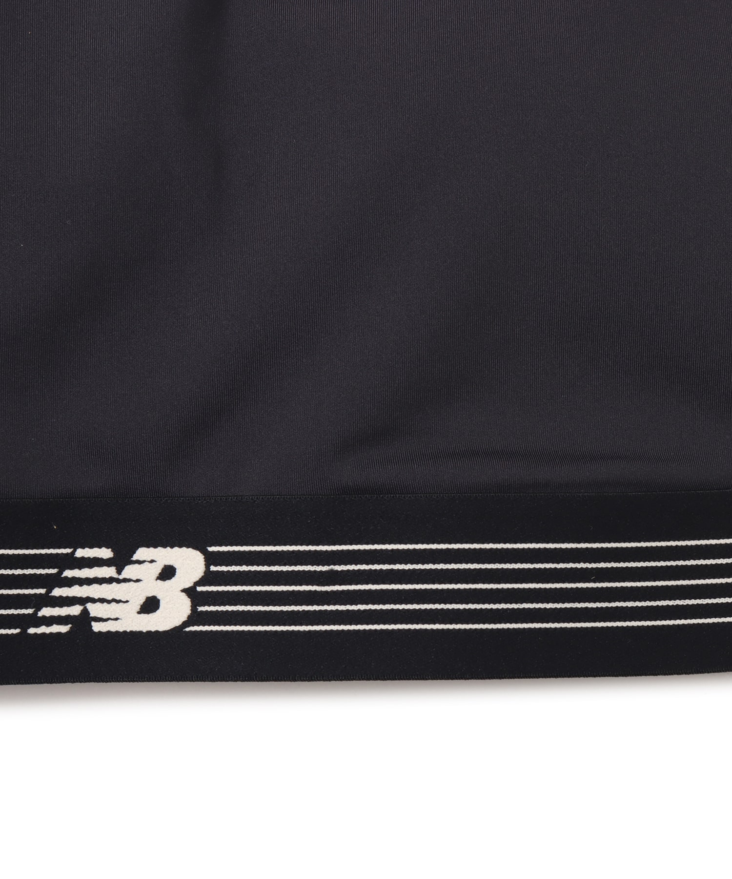 New Balance AC Training Bra ブラックの画像