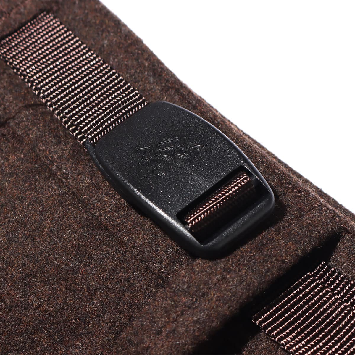 WHITE MOUNTAINEERING × GRAMICCI WOOL DARTED PANTS BROWN 21FA-Iの画像