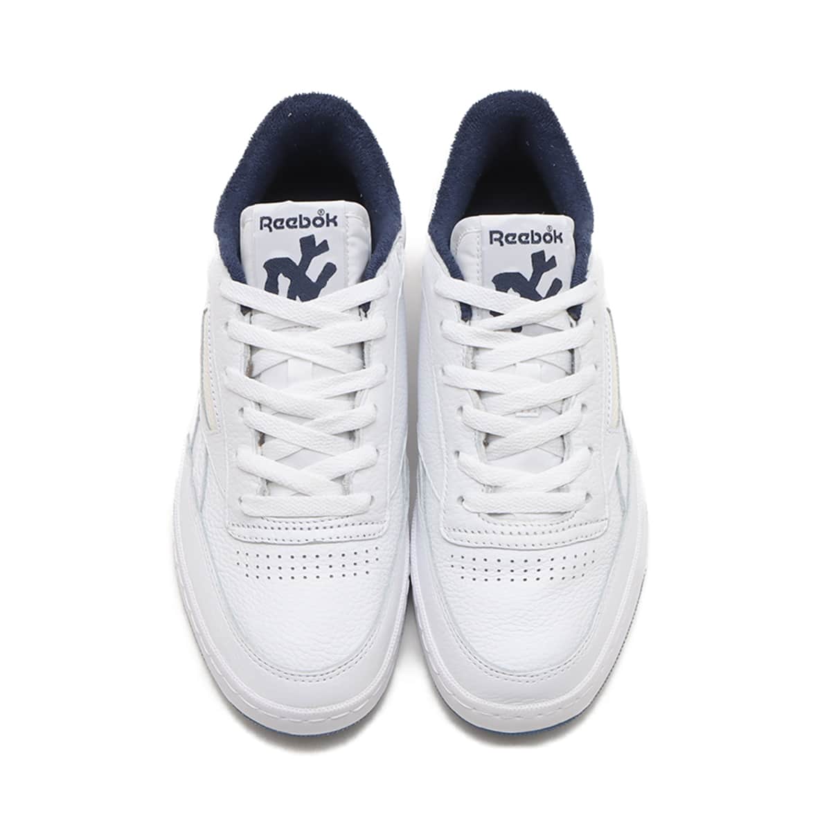 Reebok CLUB C REVENGE VINTAGE FTWWHT/CHALK/VECNAVの画像