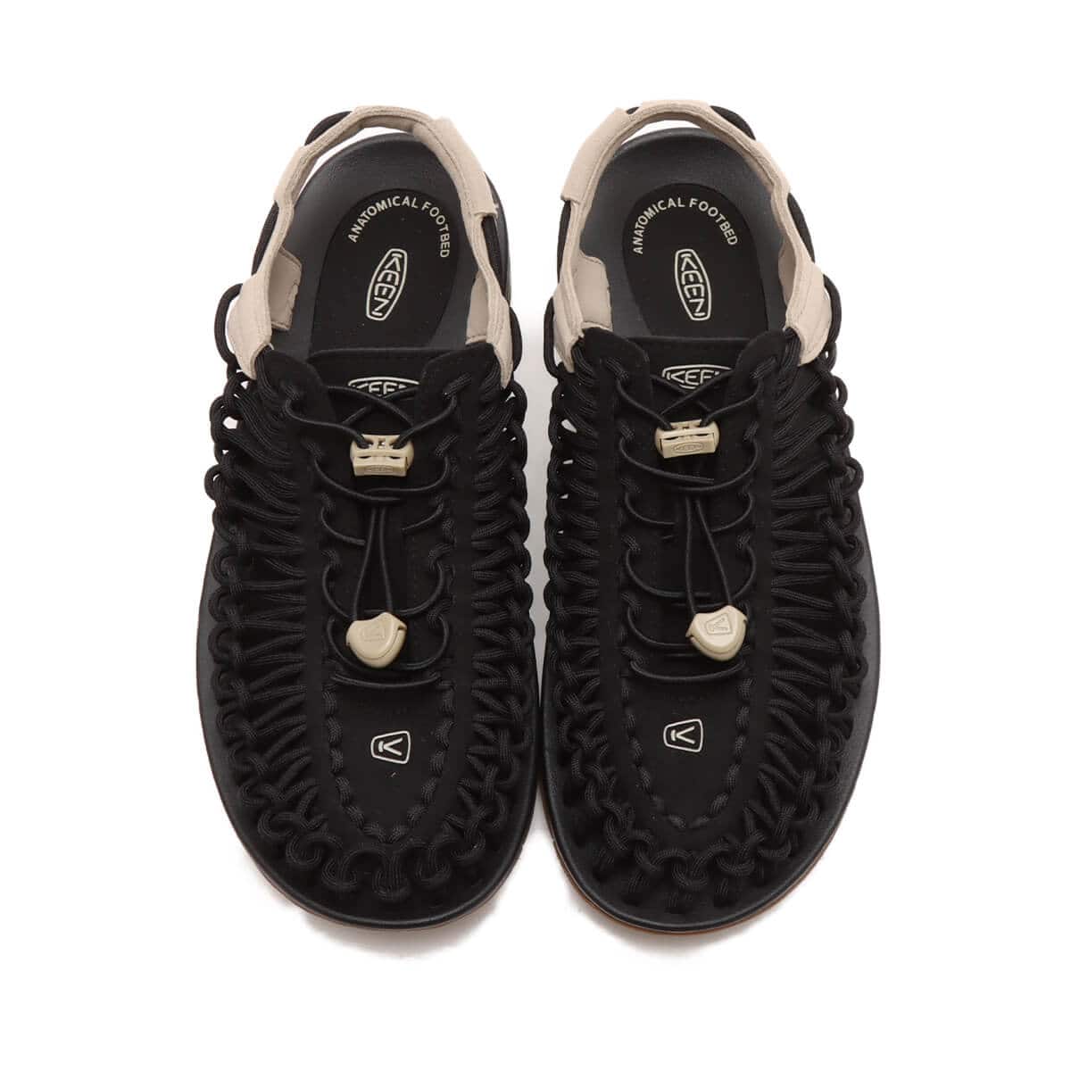 KEEN UNEEK Black/Plaza Taupeの画像