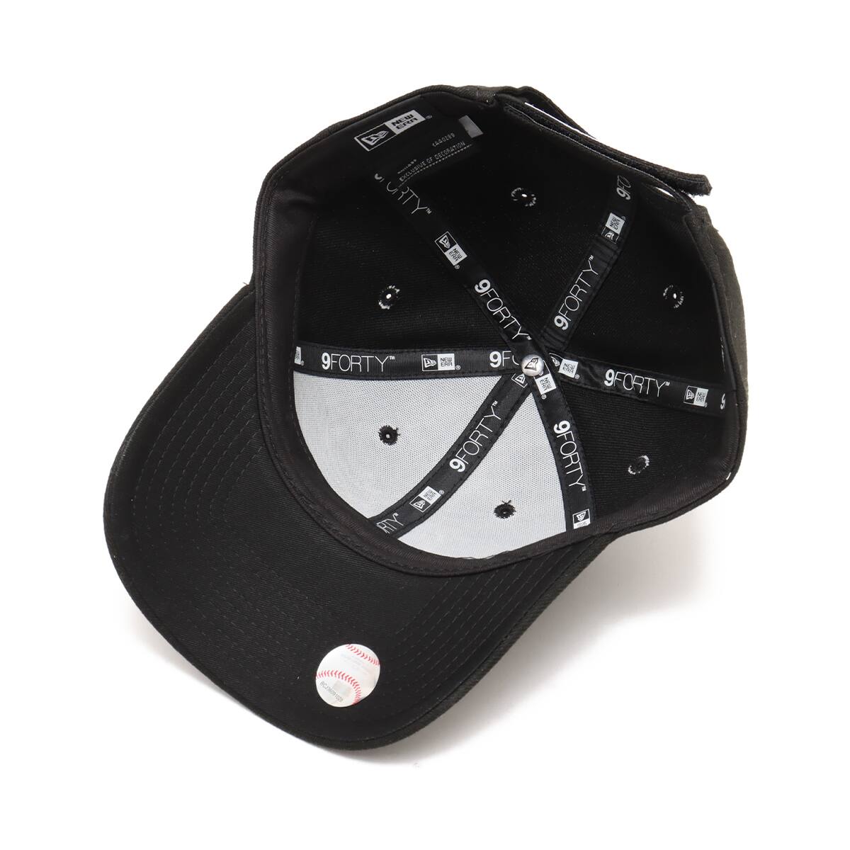 NEW ERA 940VS NEYMET WPATCH BLACK 24SS-Iの画像