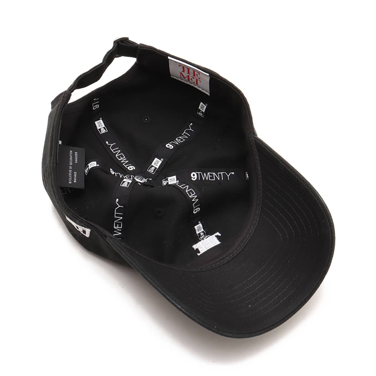 NEW ERA 9TWENTY THE MET MINI LOGO BLACKの画像