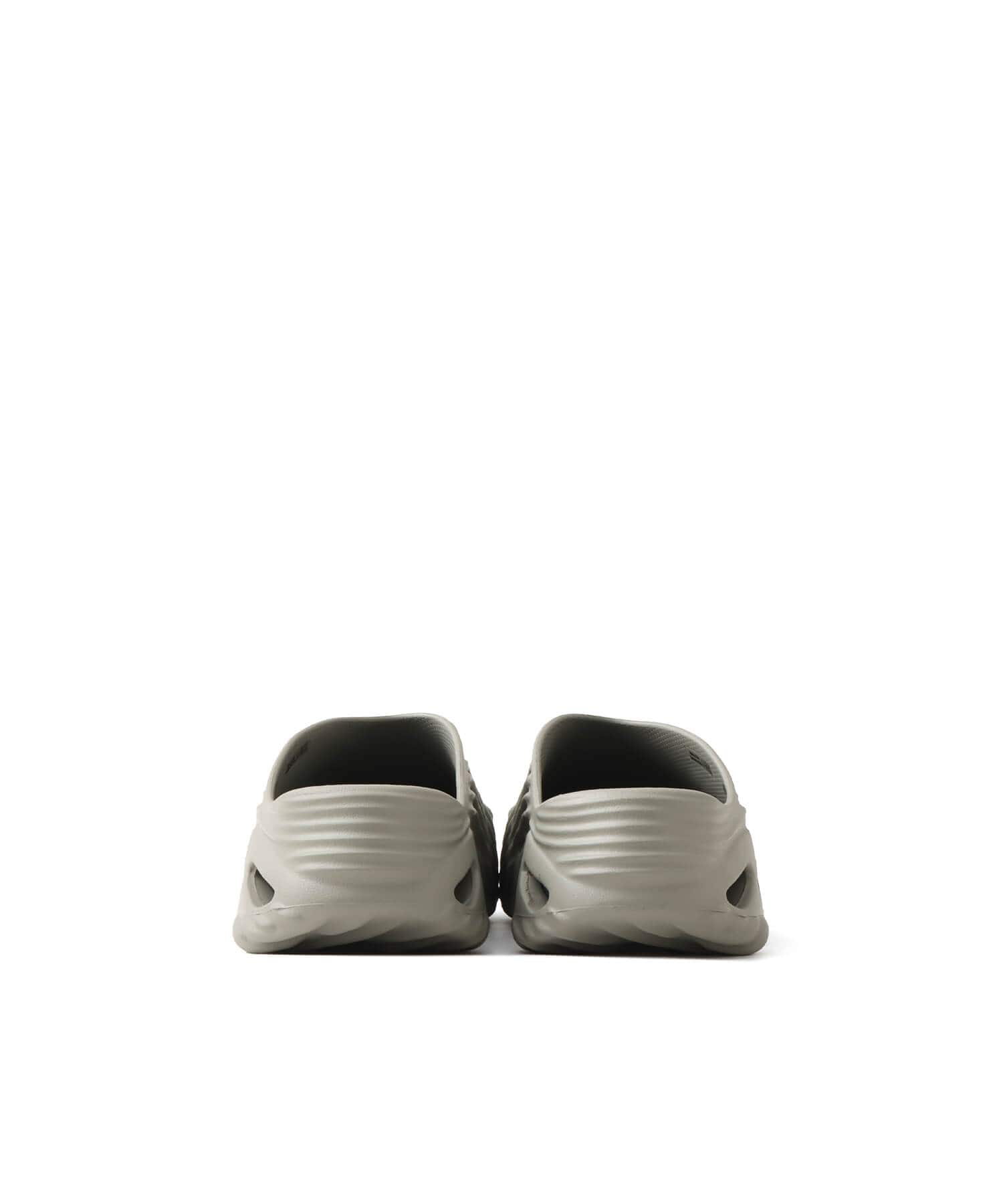 crocs Echo Wave Elephantの画像