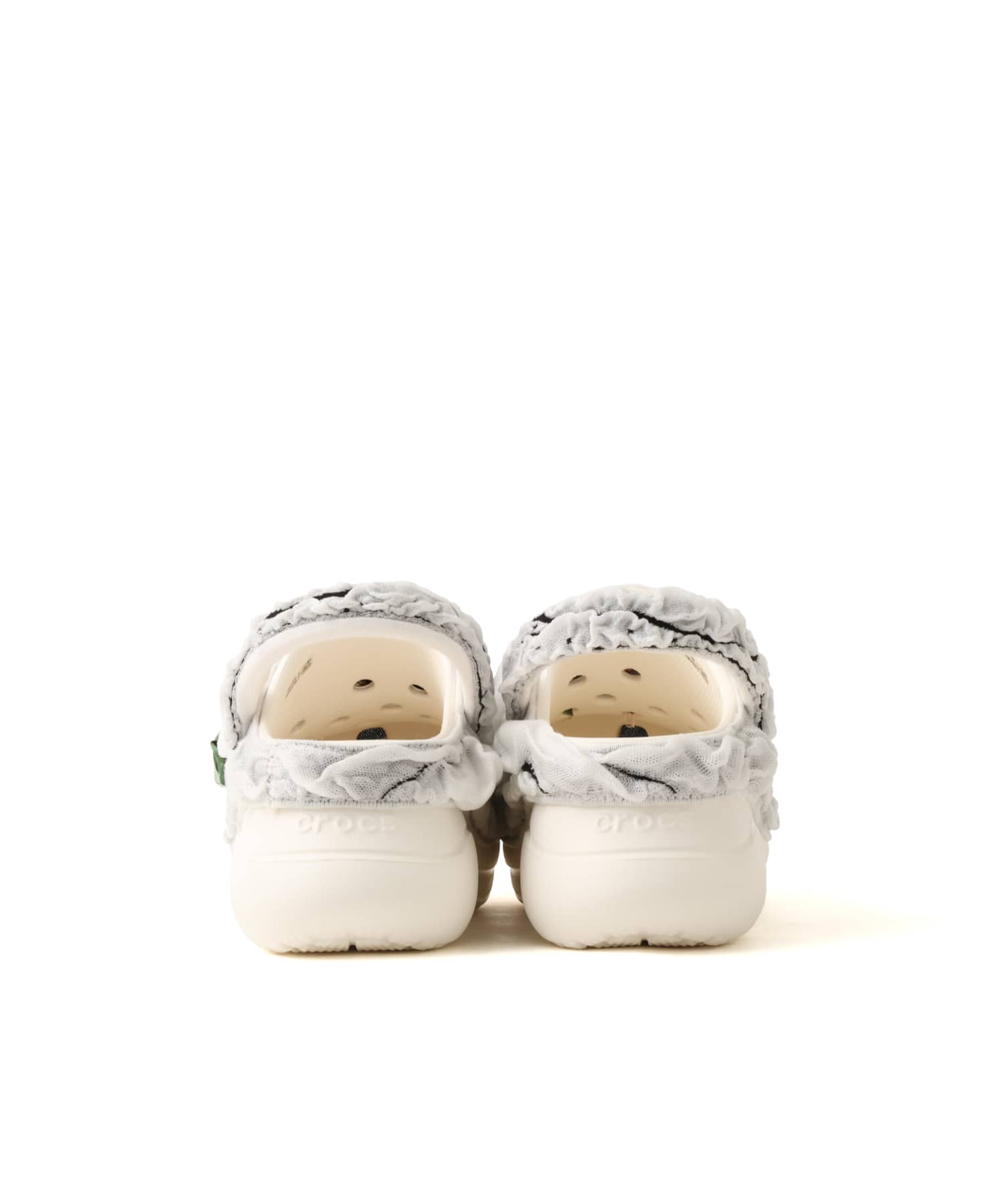 crocs x Caroline Hu Bae Clog Chalkの画像
