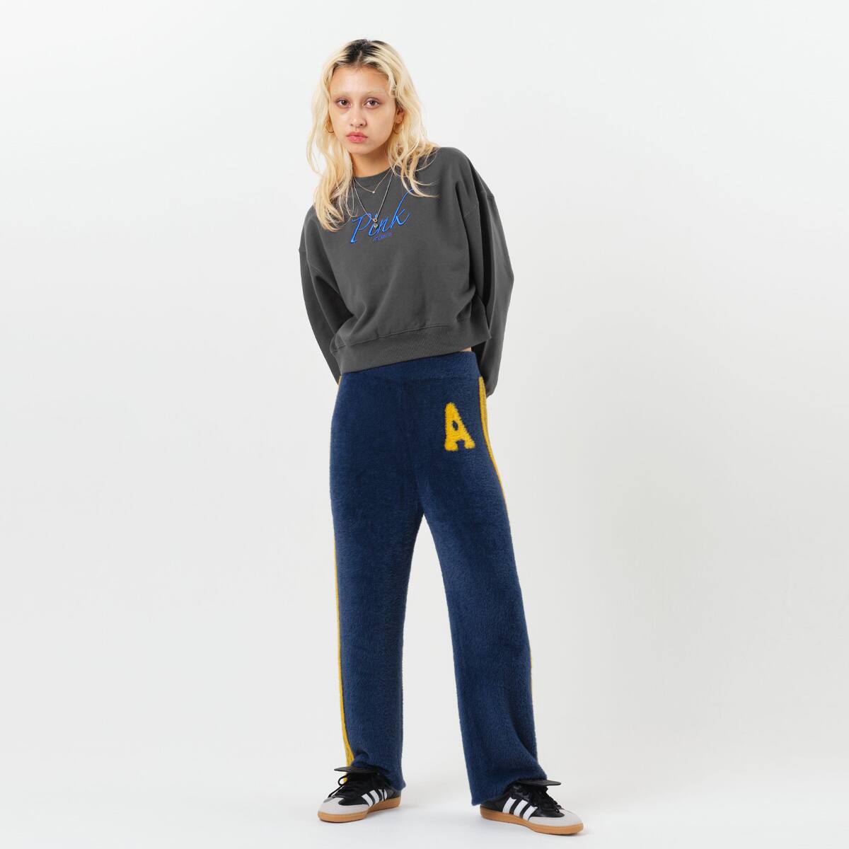 atmos pink Feather Knit Pants NAVY の画像