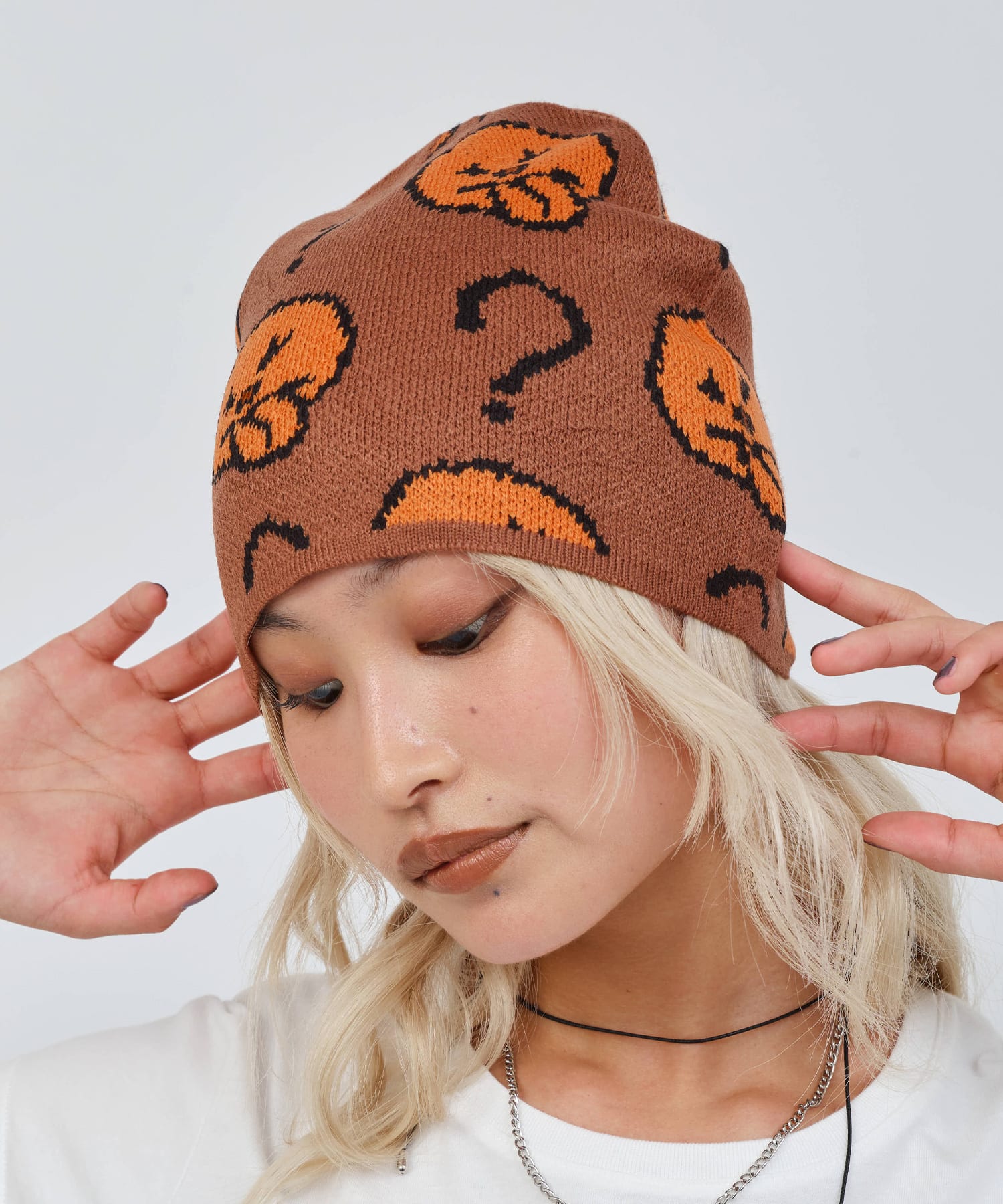 MARIA SAKURAI x atmos pink Knit Beanie BROWNの画像