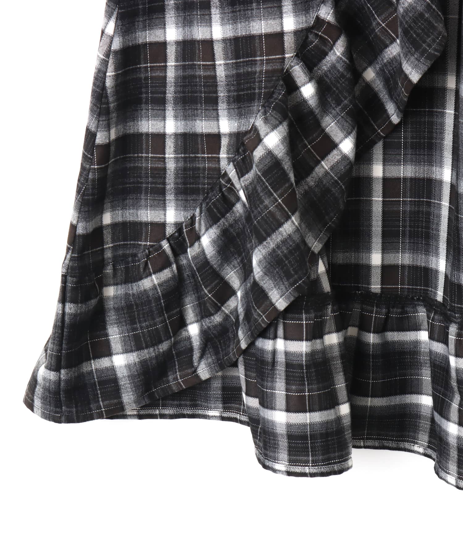 atmos pink Asymmetry Check Skirt BLACKの画像