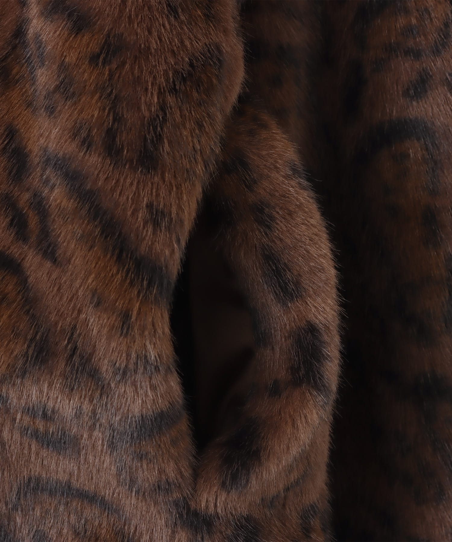 atmos pink Faux Fur Zip Blouson LEOPARDの画像