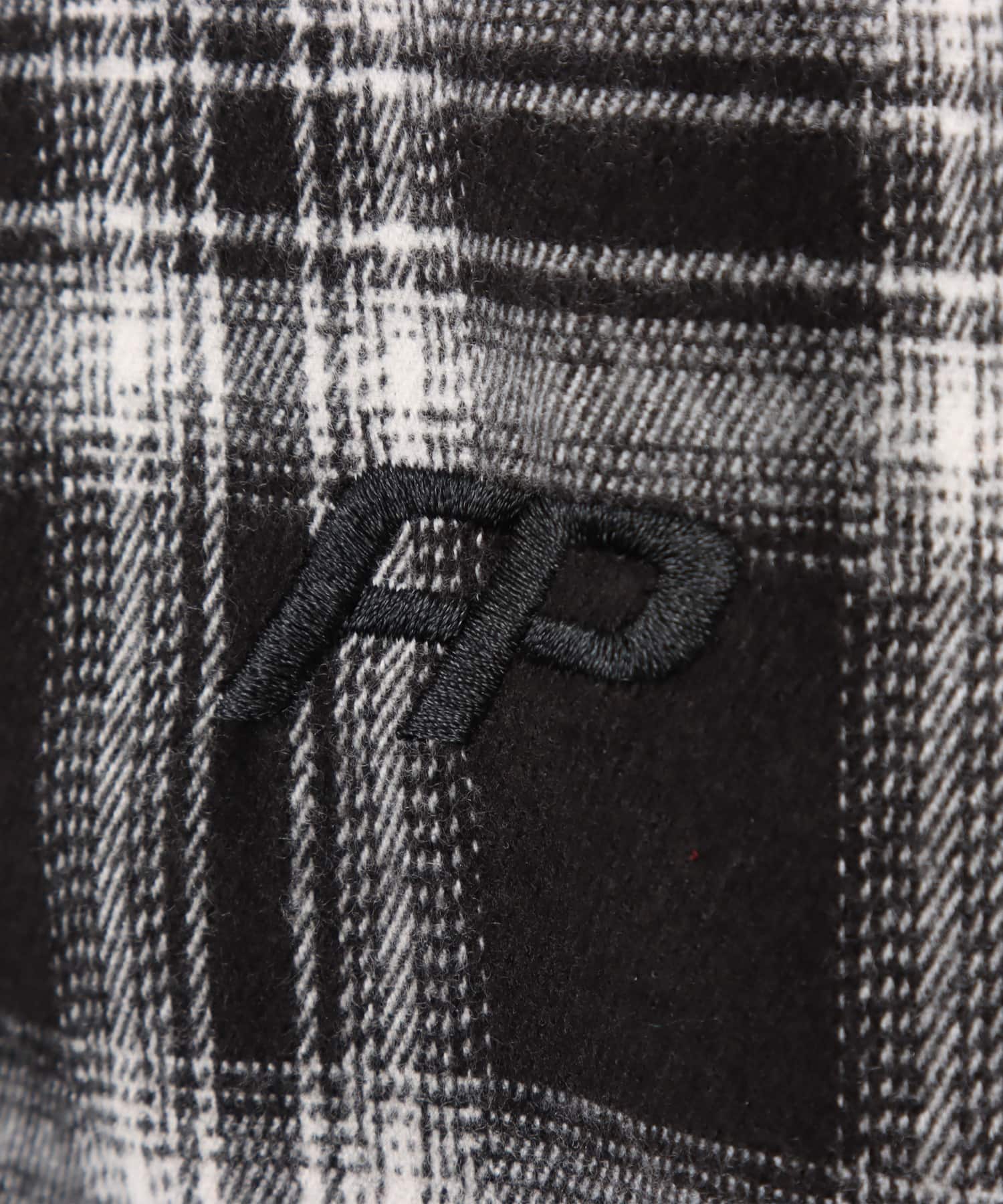 atmos pink Plaid Jacket BLACKの画像