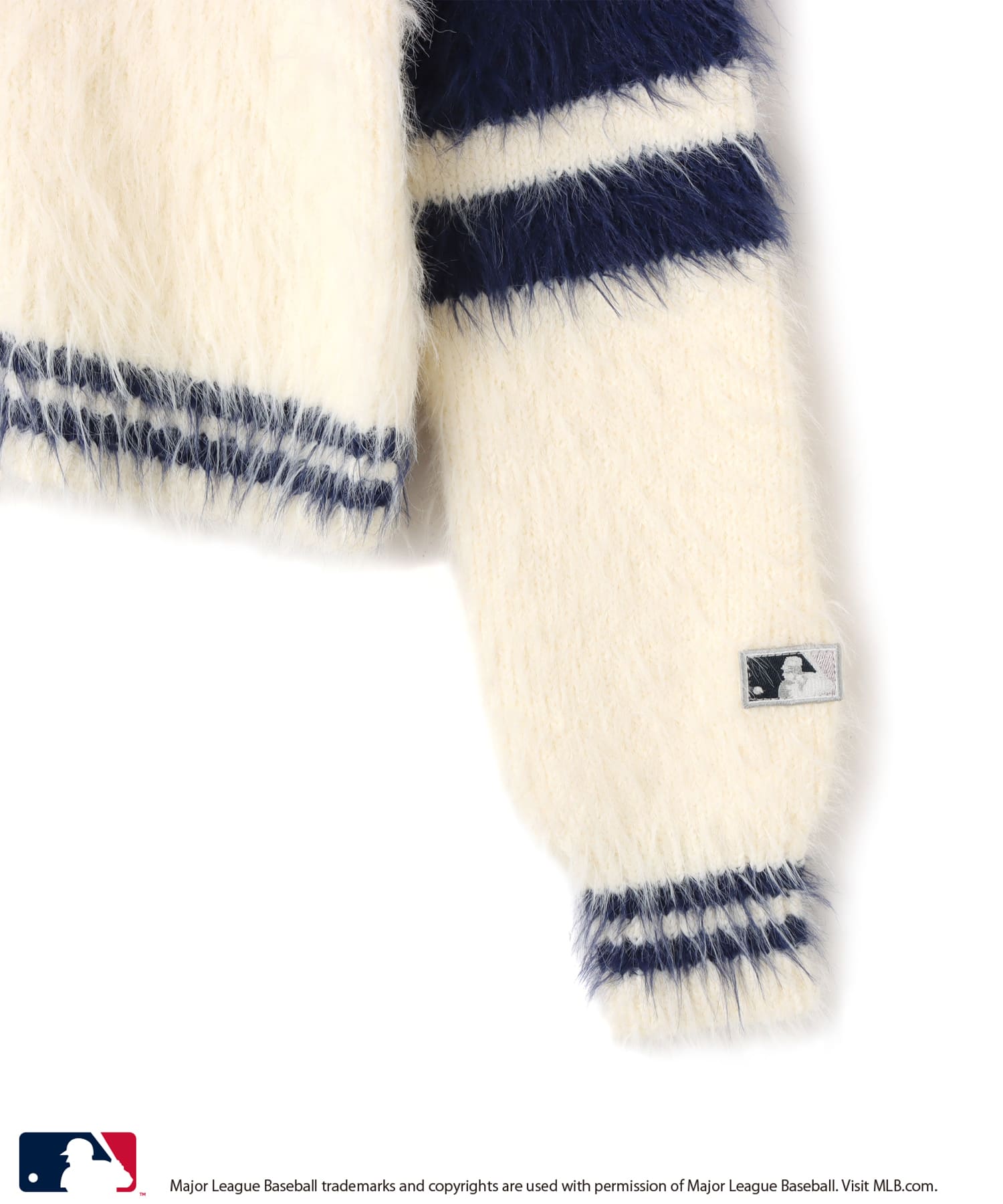 atmos pink MLB Shaggy Knit Blouson WHITEの画像