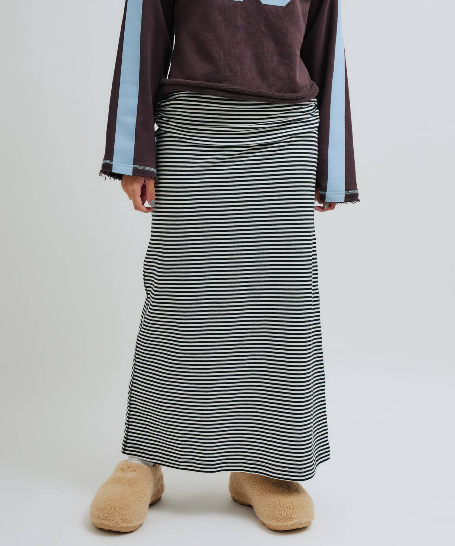 atmos pink Border Long Skirt WHITEの画像