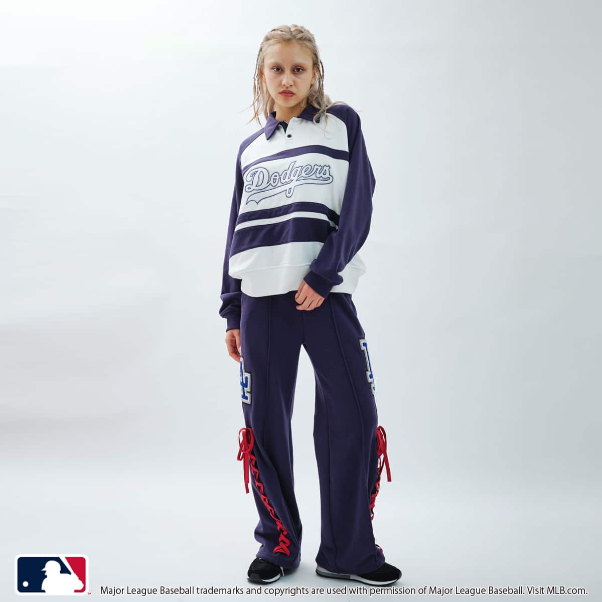 atmos pink MLB Sweat Pants NAVYの画像