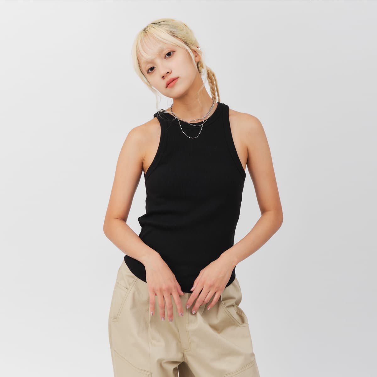 atmos pink Logo Embroidery Tank Top BLACKの画像